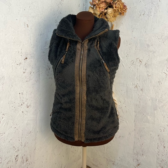 KUHL “Flight Vest” Stowaway Hood Zipper Fuzzy Grey Vest Medium - Picture 3 of 12